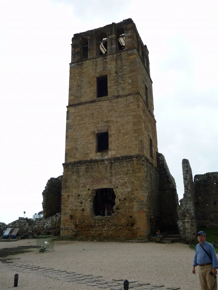 The cathedral tower among the ruins of Panamá Viejo